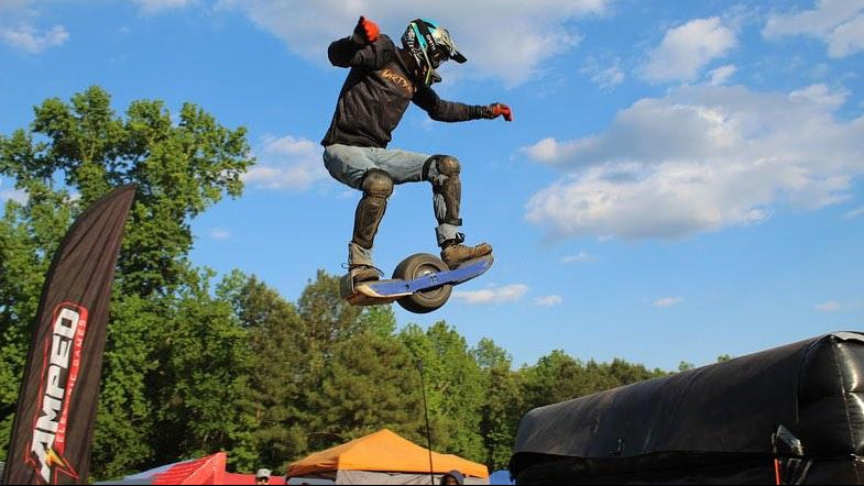 Onewheel Tricks with Foot Hooks